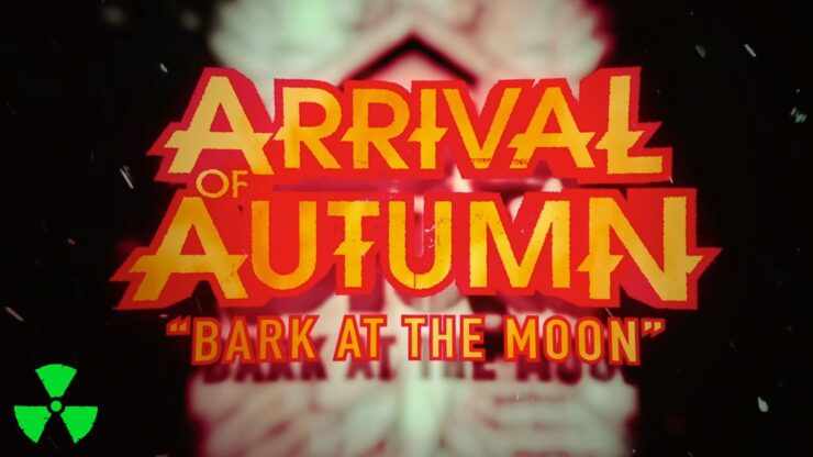 arrival of autumn bark at the moon